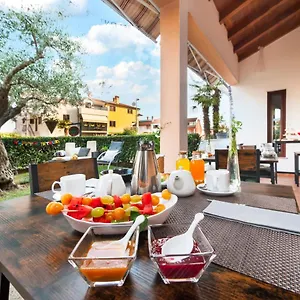 Guest house Milli ***