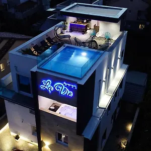 Guest house Luxury Lavie ****