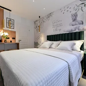 Guest house And Nekic ***